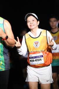BIB: 42195, 47324
                            <button type="button" onclick="openModal(10187840)" class="btn btn-primary btn-sm float-right btn-popup" data-toggle="modal" data-target=".modal-high-quality">
                        <i class="fas fa-shopping-cart"></i> Add to Cart
                    </button>
                                            <button type="button" onclick="isThisMe(10187840, true)" class="btn btn-success btn-sm float-right btn-popup btn-isme hidden" data-toggle="tooltip" data-placement="bottom" title="นี่คือรูปของคุณใช่ไหม คลิกที่นี่เพื่อเอาเข้าอัลบั้ม">
                        <i class="fas fa-plus"></i> Add to album
                    </button>
                    <button type="button" onclick="isThisMe(10187840, false)" class="btn btn-warning btn-sm float-right btn-popup btn-isnotme hidden">
                        <i class="fas fa-ban"></i> Remove from album
                    </button>