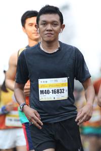 BIB: 102, 16832
                            <button type="button" onclick="openModal(10193852)" class="btn btn-primary btn-sm float-right btn-popup" data-toggle="modal" data-target=".modal-high-quality">
                        <i class="fas fa-shopping-cart"></i> Add to Cart
                    </button>
                                            <button type="button" onclick="isThisMe(10193852, true)" class="btn btn-success btn-sm float-right btn-popup btn-isme hidden" data-toggle="tooltip" data-placement="bottom" title="นี่คือรูปของคุณใช่ไหม คลิกที่นี่เพื่อเอาเข้าอัลบั้ม">
                        <i class="fas fa-plus"></i> Add to album
                    </button>
                    <button type="button" onclick="isThisMe(10193852, false)" class="btn btn-warning btn-sm float-right btn-popup btn-isnotme hidden">
                        <i class="fas fa-ban"></i> Remove from album
                    </button>
