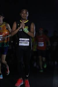 BIB: 40842
                            <button type="button" onclick="openModal(10146000)" class="btn btn-primary btn-sm float-right btn-popup" data-toggle="modal" data-target=".modal-high-quality">
                        <i class="fas fa-shopping-cart"></i> Add to Cart
                    </button>
                                            <button type="button" onclick="isThisMe(10146000, true)" class="btn btn-success btn-sm float-right btn-popup btn-isme hidden" data-toggle="tooltip" data-placement="bottom" title="นี่คือรูปของคุณใช่ไหม คลิกที่นี่เพื่อเอาเข้าอัลบั้ม">
                        <i class="fas fa-plus"></i> Add to album
                    </button>
                    <button type="button" onclick="isThisMe(10146000, false)" class="btn btn-warning btn-sm float-right btn-popup btn-isnotme hidden">
                        <i class="fas fa-ban"></i> Remove from album
                    </button>