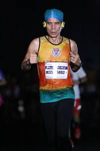 BIB: 21952, 0492
                            <button type="button" onclick="openModal(10145737)" class="btn btn-primary btn-sm float-right btn-popup" data-toggle="modal" data-target=".modal-high-quality">
                        <i class="fas fa-shopping-cart"></i> Add to Cart
                    </button>
                                            <button type="button" onclick="isThisMe(10145737, true)" class="btn btn-success btn-sm float-right btn-popup btn-isme hidden" data-toggle="tooltip" data-placement="bottom" title="นี่คือรูปของคุณใช่ไหม คลิกที่นี่เพื่อเอาเข้าอัลบั้ม">
                        <i class="fas fa-plus"></i> Add to album
                    </button>
                    <button type="button" onclick="isThisMe(10145737, false)" class="btn btn-warning btn-sm float-right btn-popup btn-isnotme hidden">
                        <i class="fas fa-ban"></i> Remove from album
                    </button>