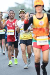 BIB: 1144, 11245
                            <button type="button" onclick="openModal(10193244)" class="btn btn-primary btn-sm float-right btn-popup" data-toggle="modal" data-target=".modal-high-quality">
                        <i class="fas fa-shopping-cart"></i> Add to Cart
                    </button>
                                            <button type="button" onclick="isThisMe(10193244, true)" class="btn btn-success btn-sm float-right btn-popup btn-isme hidden" data-toggle="tooltip" data-placement="bottom" title="นี่คือรูปของคุณใช่ไหม คลิกที่นี่เพื่อเอาเข้าอัลบั้ม">
                        <i class="fas fa-plus"></i> Add to album
                    </button>
                    <button type="button" onclick="isThisMe(10193244, false)" class="btn btn-warning btn-sm float-right btn-popup btn-isnotme hidden">
                        <i class="fas fa-ban"></i> Remove from album
                    </button>