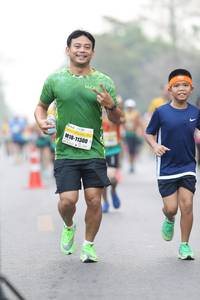 BIB: 11300
                            <button type="button" onclick="openModal(10194165)" class="btn btn-primary btn-sm float-right btn-popup" data-toggle="modal" data-target=".modal-high-quality">
                        <i class="fas fa-shopping-cart"></i> Add to Cart
                    </button>
                                            <button type="button" onclick="isThisMe(10194165, true)" class="btn btn-success btn-sm float-right btn-popup btn-isme hidden" data-toggle="tooltip" data-placement="bottom" title="นี่คือรูปของคุณใช่ไหม คลิกที่นี่เพื่อเอาเข้าอัลบั้ม">
                        <i class="fas fa-plus"></i> Add to album
                    </button>
                    <button type="button" onclick="isThisMe(10194165, false)" class="btn btn-warning btn-sm float-right btn-popup btn-isnotme hidden">
                        <i class="fas fa-ban"></i> Remove from album
                    </button>