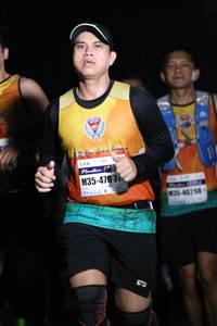 BIB: 4700, 40298
                            <button type="button" onclick="openModal(10147026)" class="btn btn-primary btn-sm float-right btn-popup" data-toggle="modal" data-target=".modal-high-quality">
                        <i class="fas fa-shopping-cart"></i> Add to Cart
                    </button>
                                            <button type="button" onclick="isThisMe(10147026, true)" class="btn btn-success btn-sm float-right btn-popup btn-isme hidden" data-toggle="tooltip" data-placement="bottom" title="นี่คือรูปของคุณใช่ไหม คลิกที่นี่เพื่อเอาเข้าอัลบั้ม">
                        <i class="fas fa-plus"></i> Add to album
                    </button>
                    <button type="button" onclick="isThisMe(10147026, false)" class="btn btn-warning btn-sm float-right btn-popup btn-isnotme hidden">
                        <i class="fas fa-ban"></i> Remove from album
                    </button>