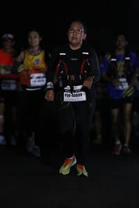 BIB: 40899
                            <button type="button" onclick="openModal(10188823)" class="btn btn-primary btn-sm float-right btn-popup" data-toggle="modal" data-target=".modal-high-quality">
                        <i class="fas fa-shopping-cart"></i> Add to Cart
                    </button>
                                            <button type="button" onclick="isThisMe(10188823, true)" class="btn btn-success btn-sm float-right btn-popup btn-isme hidden" data-toggle="tooltip" data-placement="bottom" title="นี่คือรูปของคุณใช่ไหม คลิกที่นี่เพื่อเอาเข้าอัลบั้ม">
                        <i class="fas fa-plus"></i> Add to album
                    </button>
                    <button type="button" onclick="isThisMe(10188823, false)" class="btn btn-warning btn-sm float-right btn-popup btn-isnotme hidden">
                        <i class="fas fa-ban"></i> Remove from album
                    </button>