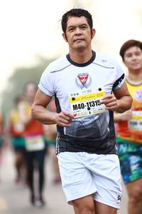 BIB: 102, 11315
                            <button type="button" onclick="openModal(10195150)" class="btn btn-primary btn-sm float-right btn-popup" data-toggle="modal" data-target=".modal-high-quality">
                        <i class="fas fa-shopping-cart"></i> Add to Cart
                    </button>
                                            <button type="button" onclick="isThisMe(10195150, true)" class="btn btn-success btn-sm float-right btn-popup btn-isme hidden" data-toggle="tooltip" data-placement="bottom" title="นี่คือรูปของคุณใช่ไหม คลิกที่นี่เพื่อเอาเข้าอัลบั้ม">
                        <i class="fas fa-plus"></i> Add to album
                    </button>
                    <button type="button" onclick="isThisMe(10195150, false)" class="btn btn-warning btn-sm float-right btn-popup btn-isnotme hidden">
                        <i class="fas fa-ban"></i> Remove from album
                    </button>