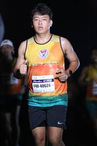 BIB: 195, 40624
                            <button type="button" onclick="openModal(10145914)" class="btn btn-primary btn-sm float-right btn-popup" data-toggle="modal" data-target=".modal-high-quality">
                        <i class="fas fa-shopping-cart"></i> Add to Cart
                    </button>
                                            <button type="button" onclick="isThisMe(10145914, true)" class="btn btn-success btn-sm float-right btn-popup btn-isme hidden" data-toggle="tooltip" data-placement="bottom" title="นี่คือรูปของคุณใช่ไหม คลิกที่นี่เพื่อเอาเข้าอัลบั้ม">
                        <i class="fas fa-plus"></i> Add to album
                    </button>
                    <button type="button" onclick="isThisMe(10145914, false)" class="btn btn-warning btn-sm float-right btn-popup btn-isnotme hidden">
                        <i class="fas fa-ban"></i> Remove from album
                    </button>