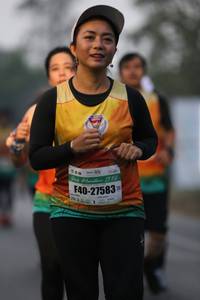 BIB: 125, 27583
                            <button type="button" onclick="openModal(10192284)" class="btn btn-primary btn-sm float-right btn-popup" data-toggle="modal" data-target=".modal-high-quality">
                        <i class="fas fa-shopping-cart"></i> Add to Cart
                    </button>
                                            <button type="button" onclick="isThisMe(10192284, true)" class="btn btn-success btn-sm float-right btn-popup btn-isme hidden" data-toggle="tooltip" data-placement="bottom" title="นี่คือรูปของคุณใช่ไหม คลิกที่นี่เพื่อเอาเข้าอัลบั้ม">
                        <i class="fas fa-plus"></i> Add to album
                    </button>
                    <button type="button" onclick="isThisMe(10192284, false)" class="btn btn-warning btn-sm float-right btn-popup btn-isnotme hidden">
                        <i class="fas fa-ban"></i> Remove from album
                    </button>