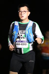 BIB: 42195, 42913
                            <button type="button" onclick="openModal(10188950)" class="btn btn-primary btn-sm float-right btn-popup" data-toggle="modal" data-target=".modal-high-quality">
                        <i class="fas fa-shopping-cart"></i> Add to Cart
                    </button>
                                            <button type="button" onclick="isThisMe(10188950, true)" class="btn btn-success btn-sm float-right btn-popup btn-isme hidden" data-toggle="tooltip" data-placement="bottom" title="นี่คือรูปของคุณใช่ไหม คลิกที่นี่เพื่อเอาเข้าอัลบั้ม">
                        <i class="fas fa-plus"></i> Add to album
                    </button>
                    <button type="button" onclick="isThisMe(10188950, false)" class="btn btn-warning btn-sm float-right btn-popup btn-isnotme hidden">
                        <i class="fas fa-ban"></i> Remove from album
                    </button>