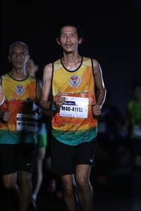 BIB: 41112, 450
                            <button type="button" onclick="openModal(10146131)" class="btn btn-primary btn-sm float-right btn-popup" data-toggle="modal" data-target=".modal-high-quality">
                        <i class="fas fa-shopping-cart"></i> Add to Cart
                    </button>
                                            <button type="button" onclick="isThisMe(10146131, true)" class="btn btn-success btn-sm float-right btn-popup btn-isme hidden" data-toggle="tooltip" data-placement="bottom" title="นี่คือรูปของคุณใช่ไหม คลิกที่นี่เพื่อเอาเข้าอัลบั้ม">
                        <i class="fas fa-plus"></i> Add to album
                    </button>
                    <button type="button" onclick="isThisMe(10146131, false)" class="btn btn-warning btn-sm float-right btn-popup btn-isnotme hidden">
                        <i class="fas fa-ban"></i> Remove from album
                    </button>