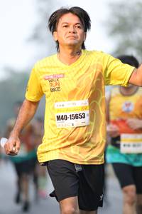 BIB: 15653
                            <button type="button" onclick="openModal(10192872)" class="btn btn-primary btn-sm float-right btn-popup" data-toggle="modal" data-target=".modal-high-quality">
                        <i class="fas fa-shopping-cart"></i> Add to Cart
                    </button>
                                            <button type="button" onclick="isThisMe(10192872, true)" class="btn btn-success btn-sm float-right btn-popup btn-isme hidden" data-toggle="tooltip" data-placement="bottom" title="นี่คือรูปของคุณใช่ไหม คลิกที่นี่เพื่อเอาเข้าอัลบั้ม">
                        <i class="fas fa-plus"></i> Add to album
                    </button>
                    <button type="button" onclick="isThisMe(10192872, false)" class="btn btn-warning btn-sm float-right btn-popup btn-isnotme hidden">
                        <i class="fas fa-ban"></i> Remove from album
                    </button>