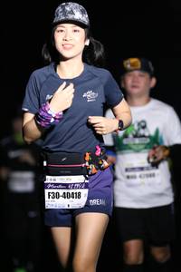 BIB: 421952, 40418
                            <button type="button" onclick="openModal(10187756)" class="btn btn-primary btn-sm float-right btn-popup" data-toggle="modal" data-target=".modal-high-quality">
                        <i class="fas fa-shopping-cart"></i> Add to Cart
                    </button>
                                            <button type="button" onclick="isThisMe(10187756, true)" class="btn btn-success btn-sm float-right btn-popup btn-isme hidden" data-toggle="tooltip" data-placement="bottom" title="นี่คือรูปของคุณใช่ไหม คลิกที่นี่เพื่อเอาเข้าอัลบั้ม">
                        <i class="fas fa-plus"></i> Add to album
                    </button>
                    <button type="button" onclick="isThisMe(10187756, false)" class="btn btn-warning btn-sm float-right btn-popup btn-isnotme hidden">
                        <i class="fas fa-ban"></i> Remove from album
                    </button>