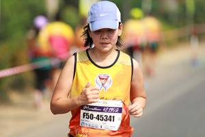 BIB: 42195, 45341
                            <button type="button" onclick="openModal(7496272)" class="btn btn-primary btn-sm float-right btn-popup" data-toggle="modal" data-target=".modal-high-quality">
                        <i class="fas fa-shopping-cart"></i> Add to Cart
                    </button>
                                            <button type="button" onclick="isThisMe(7496272, true)" class="btn btn-success btn-sm float-right btn-popup btn-isme hidden" data-toggle="tooltip" data-placement="bottom" title="นี่คือรูปของคุณใช่ไหม คลิกที่นี่เพื่อเอาเข้าอัลบั้ม">
                        <i class="fas fa-plus"></i> Add to album
                    </button>
                    <button type="button" onclick="isThisMe(7496272, false)" class="btn btn-warning btn-sm float-right btn-popup btn-isnotme hidden">
                        <i class="fas fa-ban"></i> Remove from album
                    </button>