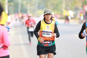 BIB: 40924
                            <button type="button" onclick="openModal(7595334)" class="btn btn-primary btn-sm float-right btn-popup" data-toggle="modal" data-target=".modal-high-quality">
                        <i class="fas fa-shopping-cart"></i> Add to Cart
                    </button>
                                            <button type="button" onclick="isThisMe(7595334, true)" class="btn btn-success btn-sm float-right btn-popup btn-isme hidden" data-toggle="tooltip" data-placement="bottom" title="นี่คือรูปของคุณใช่ไหม คลิกที่นี่เพื่อเอาเข้าอัลบั้ม">
                        <i class="fas fa-plus"></i> Add to album
                    </button>
                    <button type="button" onclick="isThisMe(7595334, false)" class="btn btn-warning btn-sm float-right btn-popup btn-isnotme hidden">
                        <i class="fas fa-ban"></i> Remove from album
                    </button>