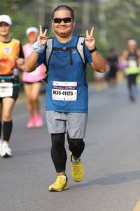 BIB: 4219, 41125
                            <button type="button" onclick="openModal(7800155)" class="btn btn-primary btn-sm float-right btn-popup" data-toggle="modal" data-target=".modal-high-quality">
                        <i class="fas fa-shopping-cart"></i> Add to Cart
                    </button>
                                            <button type="button" onclick="isThisMe(7800155, true)" class="btn btn-success btn-sm float-right btn-popup btn-isme hidden" data-toggle="tooltip" data-placement="bottom" title="นี่คือรูปของคุณใช่ไหม คลิกที่นี่เพื่อเอาเข้าอัลบั้ม">
                        <i class="fas fa-plus"></i> Add to album
                    </button>
                    <button type="button" onclick="isThisMe(7800155, false)" class="btn btn-warning btn-sm float-right btn-popup btn-isnotme hidden">
                        <i class="fas fa-ban"></i> Remove from album
                    </button>