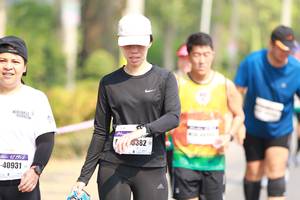 BIB: 382, 40931
                            <button type="button" onclick="openModal(7501039)" class="btn btn-primary btn-sm float-right btn-popup" data-toggle="modal" data-target=".modal-high-quality">
                        <i class="fas fa-shopping-cart"></i> Add to Cart
                    </button>
                                            <button type="button" onclick="isThisMe(7501039, true)" class="btn btn-success btn-sm float-right btn-popup btn-isme hidden" data-toggle="tooltip" data-placement="bottom" title="นี่คือรูปของคุณใช่ไหม คลิกที่นี่เพื่อเอาเข้าอัลบั้ม">
                        <i class="fas fa-plus"></i> Add to album
                    </button>
                    <button type="button" onclick="isThisMe(7501039, false)" class="btn btn-warning btn-sm float-right btn-popup btn-isnotme hidden">
                        <i class="fas fa-ban"></i> Remove from album
                    </button>