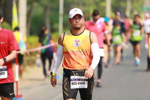 BIB: 072, 41814
                            <button type="button" onclick="openModal(7496631)" class="btn btn-primary btn-sm float-right btn-popup" data-toggle="modal" data-target=".modal-high-quality">
                        <i class="fas fa-shopping-cart"></i> Add to Cart
                    </button>
                                            <button type="button" onclick="isThisMe(7496631, true)" class="btn btn-success btn-sm float-right btn-popup btn-isme hidden" data-toggle="tooltip" data-placement="bottom" title="นี่คือรูปของคุณใช่ไหม คลิกที่นี่เพื่อเอาเข้าอัลบั้ม">
                        <i class="fas fa-plus"></i> Add to album
                    </button>
                    <button type="button" onclick="isThisMe(7496631, false)" class="btn btn-warning btn-sm float-right btn-popup btn-isnotme hidden">
                        <i class="fas fa-ban"></i> Remove from album
                    </button>