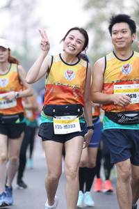 BIB: 0676, 10233
                            <button type="button" onclick="openModal(9079304)" class="btn btn-primary btn-sm float-right btn-popup" data-toggle="modal" data-target=".modal-high-quality">
                        <i class="fas fa-shopping-cart"></i> Add to Cart
                    </button>
                                            <button type="button" onclick="isThisMe(9079304, true)" class="btn btn-success btn-sm float-right btn-popup btn-isme hidden" data-toggle="tooltip" data-placement="bottom" title="นี่คือรูปของคุณใช่ไหม คลิกที่นี่เพื่อเอาเข้าอัลบั้ม">
                        <i class="fas fa-plus"></i> Add to album
                    </button>
                    <button type="button" onclick="isThisMe(9079304, false)" class="btn btn-warning btn-sm float-right btn-popup btn-isnotme hidden">
                        <i class="fas fa-ban"></i> Remove from album
                    </button>