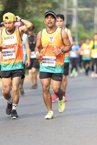BIB: 45761, 42203
                            <button type="button" onclick="openModal(7964677)" class="btn btn-primary btn-sm float-right btn-popup" data-toggle="modal" data-target=".modal-high-quality">
                        <i class="fas fa-shopping-cart"></i> Add to Cart
                    </button>
                                            <button type="button" onclick="isThisMe(7964677, true)" class="btn btn-success btn-sm float-right btn-popup btn-isme hidden" data-toggle="tooltip" data-placement="bottom" title="นี่คือรูปของคุณใช่ไหม คลิกที่นี่เพื่อเอาเข้าอัลบั้ม">
                        <i class="fas fa-plus"></i> Add to album
                    </button>
                    <button type="button" onclick="isThisMe(7964677, false)" class="btn btn-warning btn-sm float-right btn-popup btn-isnotme hidden">
                        <i class="fas fa-ban"></i> Remove from album
                    </button>
