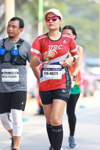 BIB: 421952, 40271, 42909
                            <button type="button" onclick="openModal(7864307)" class="btn btn-primary btn-sm float-right btn-popup" data-toggle="modal" data-target=".modal-high-quality">
                        <i class="fas fa-shopping-cart"></i> Add to Cart
                    </button>
                                            <button type="button" onclick="isThisMe(7864307, true)" class="btn btn-success btn-sm float-right btn-popup btn-isme hidden" data-toggle="tooltip" data-placement="bottom" title="นี่คือรูปของคุณใช่ไหม คลิกที่นี่เพื่อเอาเข้าอัลบั้ม">
                        <i class="fas fa-plus"></i> Add to album
                    </button>
                    <button type="button" onclick="isThisMe(7864307, false)" class="btn btn-warning btn-sm float-right btn-popup btn-isnotme hidden">
                        <i class="fas fa-ban"></i> Remove from album
                    </button>