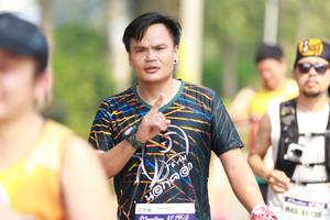 BIB: 46120, 42195
                            <button type="button" onclick="openModal(7503231)" class="btn btn-primary btn-sm float-right btn-popup" data-toggle="modal" data-target=".modal-high-quality">
                        <i class="fas fa-shopping-cart"></i> Add to Cart
                    </button>
                                            <button type="button" onclick="isThisMe(7503231, true)" class="btn btn-success btn-sm float-right btn-popup btn-isme hidden" data-toggle="tooltip" data-placement="bottom" title="นี่คือรูปของคุณใช่ไหม คลิกที่นี่เพื่อเอาเข้าอัลบั้ม">
                        <i class="fas fa-plus"></i> Add to album
                    </button>
                    <button type="button" onclick="isThisMe(7503231, false)" class="btn btn-warning btn-sm float-right btn-popup btn-isnotme hidden">
                        <i class="fas fa-ban"></i> Remove from album
                    </button>