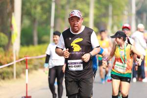 BIB: 140, 269, 43082
                            <button type="button" onclick="openModal(7501040)" class="btn btn-primary btn-sm float-right btn-popup" data-toggle="modal" data-target=".modal-high-quality">
                        <i class="fas fa-shopping-cart"></i> Add to Cart
                    </button>
                                            <button type="button" onclick="isThisMe(7501040, true)" class="btn btn-success btn-sm float-right btn-popup btn-isme hidden" data-toggle="tooltip" data-placement="bottom" title="นี่คือรูปของคุณใช่ไหม คลิกที่นี่เพื่อเอาเข้าอัลบั้ม">
                        <i class="fas fa-plus"></i> Add to album
                    </button>
                    <button type="button" onclick="isThisMe(7501040, false)" class="btn btn-warning btn-sm float-right btn-popup btn-isnotme hidden">
                        <i class="fas fa-ban"></i> Remove from album
                    </button>