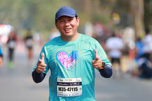 BIB: 42195, 47115
                            <button type="button" onclick="openModal(7501203)" class="btn btn-primary btn-sm float-right btn-popup" data-toggle="modal" data-target=".modal-high-quality">
                        <i class="fas fa-shopping-cart"></i> Add to Cart
                    </button>
                                            <button type="button" onclick="isThisMe(7501203, true)" class="btn btn-success btn-sm float-right btn-popup btn-isme hidden" data-toggle="tooltip" data-placement="bottom" title="นี่คือรูปของคุณใช่ไหม คลิกที่นี่เพื่อเอาเข้าอัลบั้ม">
                        <i class="fas fa-plus"></i> Add to album
                    </button>
                    <button type="button" onclick="isThisMe(7501203, false)" class="btn btn-warning btn-sm float-right btn-popup btn-isnotme hidden">
                        <i class="fas fa-ban"></i> Remove from album
                    </button>