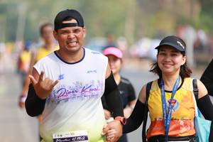 BIB: 121952
                            <button type="button" onclick="openModal(7537854)" class="btn btn-primary btn-sm float-right btn-popup" data-toggle="modal" data-target=".modal-high-quality">
                        <i class="fas fa-shopping-cart"></i> Add to Cart
                    </button>
                                            <button type="button" onclick="isThisMe(7537854, true)" class="btn btn-success btn-sm float-right btn-popup btn-isme hidden" data-toggle="tooltip" data-placement="bottom" title="นี่คือรูปของคุณใช่ไหม คลิกที่นี่เพื่อเอาเข้าอัลบั้ม">
                        <i class="fas fa-plus"></i> Add to album
                    </button>
                    <button type="button" onclick="isThisMe(7537854, false)" class="btn btn-warning btn-sm float-right btn-popup btn-isnotme hidden">
                        <i class="fas fa-ban"></i> Remove from album
                    </button>