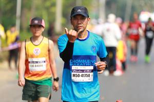 BIB: 44006, 12195, 41750
                            <button type="button" onclick="openModal(7501267)" class="btn btn-primary btn-sm float-right btn-popup" data-toggle="modal" data-target=".modal-high-quality">
                        <i class="fas fa-shopping-cart"></i> Add to Cart
                    </button>
                                            <button type="button" onclick="isThisMe(7501267, true)" class="btn btn-success btn-sm float-right btn-popup btn-isme hidden" data-toggle="tooltip" data-placement="bottom" title="นี่คือรูปของคุณใช่ไหม คลิกที่นี่เพื่อเอาเข้าอัลบั้ม">
                        <i class="fas fa-plus"></i> Add to album
                    </button>
                    <button type="button" onclick="isThisMe(7501267, false)" class="btn btn-warning btn-sm float-right btn-popup btn-isnotme hidden">
                        <i class="fas fa-ban"></i> Remove from album
                    </button>