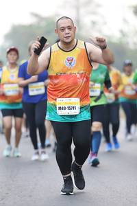 BIB: 15711
                            <button type="button" onclick="openModal(9080164)" class="btn btn-primary btn-sm float-right btn-popup" data-toggle="modal" data-target=".modal-high-quality">
                        <i class="fas fa-shopping-cart"></i> Add to Cart
                    </button>
                                            <button type="button" onclick="isThisMe(9080164, true)" class="btn btn-success btn-sm float-right btn-popup btn-isme hidden" data-toggle="tooltip" data-placement="bottom" title="นี่คือรูปของคุณใช่ไหม คลิกที่นี่เพื่อเอาเข้าอัลบั้ม">
                        <i class="fas fa-plus"></i> Add to album
                    </button>
                    <button type="button" onclick="isThisMe(9080164, false)" class="btn btn-warning btn-sm float-right btn-popup btn-isnotme hidden">
                        <i class="fas fa-ban"></i> Remove from album
                    </button>