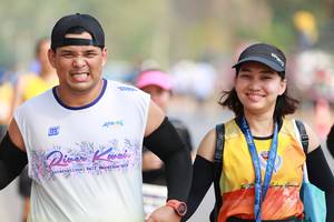 BIB: 201
                            <button type="button" onclick="openModal(7538197)" class="btn btn-primary btn-sm float-right btn-popup" data-toggle="modal" data-target=".modal-high-quality">
                        <i class="fas fa-shopping-cart"></i> Add to Cart
                    </button>
                                            <button type="button" onclick="isThisMe(7538197, true)" class="btn btn-success btn-sm float-right btn-popup btn-isme hidden" data-toggle="tooltip" data-placement="bottom" title="นี่คือรูปของคุณใช่ไหม คลิกที่นี่เพื่อเอาเข้าอัลบั้ม">
                        <i class="fas fa-plus"></i> Add to album
                    </button>
                    <button type="button" onclick="isThisMe(7538197, false)" class="btn btn-warning btn-sm float-right btn-popup btn-isnotme hidden">
                        <i class="fas fa-ban"></i> Remove from album
                    </button>