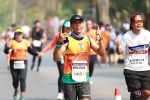 BIB: 42186, 41228
                            <button type="button" onclick="openModal(7569397)" class="btn btn-primary btn-sm float-right btn-popup" data-toggle="modal" data-target=".modal-high-quality">
                        <i class="fas fa-shopping-cart"></i> Add to Cart
                    </button>
                                            <button type="button" onclick="isThisMe(7569397, true)" class="btn btn-success btn-sm float-right btn-popup btn-isme hidden" data-toggle="tooltip" data-placement="bottom" title="นี่คือรูปของคุณใช่ไหม คลิกที่นี่เพื่อเอาเข้าอัลบั้ม">
                        <i class="fas fa-plus"></i> Add to album
                    </button>
                    <button type="button" onclick="isThisMe(7569397, false)" class="btn btn-warning btn-sm float-right btn-popup btn-isnotme hidden">
                        <i class="fas fa-ban"></i> Remove from album
                    </button>