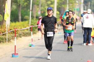 BIB: 41271
                            <button type="button" onclick="openModal(7500554)" class="btn btn-primary btn-sm float-right btn-popup" data-toggle="modal" data-target=".modal-high-quality">
                        <i class="fas fa-shopping-cart"></i> Add to Cart
                    </button>
                                            <button type="button" onclick="isThisMe(7500554, true)" class="btn btn-success btn-sm float-right btn-popup btn-isme hidden" data-toggle="tooltip" data-placement="bottom" title="นี่คือรูปของคุณใช่ไหม คลิกที่นี่เพื่อเอาเข้าอัลบั้ม">
                        <i class="fas fa-plus"></i> Add to album
                    </button>
                    <button type="button" onclick="isThisMe(7500554, false)" class="btn btn-warning btn-sm float-right btn-popup btn-isnotme hidden">
                        <i class="fas fa-ban"></i> Remove from album
                    </button>