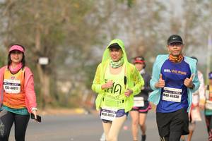 BIB: 46838, 48017, 48059
                            <button type="button" onclick="openModal(9217120)" class="btn btn-primary btn-sm float-right btn-popup" data-toggle="modal" data-target=".modal-high-quality">
                        <i class="fas fa-shopping-cart"></i> Add to Cart
                    </button>
                                            <button type="button" onclick="isThisMe(9217120, true)" class="btn btn-success btn-sm float-right btn-popup btn-isme hidden" data-toggle="tooltip" data-placement="bottom" title="นี่คือรูปของคุณใช่ไหม คลิกที่นี่เพื่อเอาเข้าอัลบั้ม">
                        <i class="fas fa-plus"></i> Add to album
                    </button>
                    <button type="button" onclick="isThisMe(9217120, false)" class="btn btn-warning btn-sm float-right btn-popup btn-isnotme hidden">
                        <i class="fas fa-ban"></i> Remove from album
                    </button>