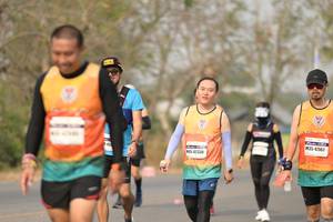 BIB: 3542961, 42330
                            <button type="button" onclick="openModal(9230632)" class="btn btn-primary btn-sm float-right btn-popup" data-toggle="modal" data-target=".modal-high-quality">
                        <i class="fas fa-shopping-cart"></i> Add to Cart
                    </button>
                                            <button type="button" onclick="isThisMe(9230632, true)" class="btn btn-success btn-sm float-right btn-popup btn-isme hidden" data-toggle="tooltip" data-placement="bottom" title="นี่คือรูปของคุณใช่ไหม คลิกที่นี่เพื่อเอาเข้าอัลบั้ม">
                        <i class="fas fa-plus"></i> Add to album
                    </button>
                    <button type="button" onclick="isThisMe(9230632, false)" class="btn btn-warning btn-sm float-right btn-popup btn-isnotme hidden">
                        <i class="fas fa-ban"></i> Remove from album
                    </button>