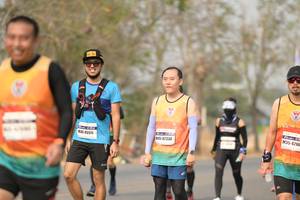 BIB: 4296, 42330, 45511
                            <button type="button" onclick="openModal(9230656)" class="btn btn-primary btn-sm float-right btn-popup" data-toggle="modal" data-target=".modal-high-quality">
                        <i class="fas fa-shopping-cart"></i> Add to Cart
                    </button>
                                            <button type="button" onclick="isThisMe(9230656, true)" class="btn btn-success btn-sm float-right btn-popup btn-isme hidden" data-toggle="tooltip" data-placement="bottom" title="นี่คือรูปของคุณใช่ไหม คลิกที่นี่เพื่อเอาเข้าอัลบั้ม">
                        <i class="fas fa-plus"></i> Add to album
                    </button>
                    <button type="button" onclick="isThisMe(9230656, false)" class="btn btn-warning btn-sm float-right btn-popup btn-isnotme hidden">
                        <i class="fas fa-ban"></i> Remove from album
                    </button>