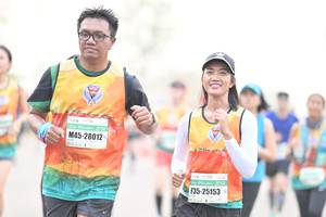 BIB: 28012, 25153
                            <button type="button" onclick="openModal(8618651)" class="btn btn-primary btn-sm float-right btn-popup" data-toggle="modal" data-target=".modal-high-quality">
                        <i class="fas fa-shopping-cart"></i> Add to Cart
                    </button>
                                            <button type="button" onclick="isThisMe(8618651, true)" class="btn btn-success btn-sm float-right btn-popup btn-isme hidden" data-toggle="tooltip" data-placement="bottom" title="นี่คือรูปของคุณใช่ไหม คลิกที่นี่เพื่อเอาเข้าอัลบั้ม">
                        <i class="fas fa-plus"></i> Add to album
                    </button>
                    <button type="button" onclick="isThisMe(8618651, false)" class="btn btn-warning btn-sm float-right btn-popup btn-isnotme hidden">
                        <i class="fas fa-ban"></i> Remove from album
                    </button>