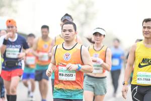 BIB: 70001, 25573, 27668
                            <button type="button" onclick="openModal(8617127)" class="btn btn-primary btn-sm float-right btn-popup" data-toggle="modal" data-target=".modal-high-quality">
                        <i class="fas fa-shopping-cart"></i> Add to Cart
                    </button>
                                            <button type="button" onclick="isThisMe(8617127, true)" class="btn btn-success btn-sm float-right btn-popup btn-isme hidden" data-toggle="tooltip" data-placement="bottom" title="นี่คือรูปของคุณใช่ไหม คลิกที่นี่เพื่อเอาเข้าอัลบั้ม">
                        <i class="fas fa-plus"></i> Add to album
                    </button>
                    <button type="button" onclick="isThisMe(8617127, false)" class="btn btn-warning btn-sm float-right btn-popup btn-isnotme hidden">
                        <i class="fas fa-ban"></i> Remove from album
                    </button>