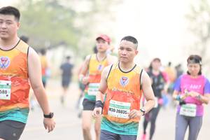 BIB: 580, 26035
                            <button type="button" onclick="openModal(8621932)" class="btn btn-primary btn-sm float-right btn-popup" data-toggle="modal" data-target=".modal-high-quality">
                        <i class="fas fa-shopping-cart"></i> Add to Cart
                    </button>
                                            <button type="button" onclick="isThisMe(8621932, true)" class="btn btn-success btn-sm float-right btn-popup btn-isme hidden" data-toggle="tooltip" data-placement="bottom" title="นี่คือรูปของคุณใช่ไหม คลิกที่นี่เพื่อเอาเข้าอัลบั้ม">
                        <i class="fas fa-plus"></i> Add to album
                    </button>
                    <button type="button" onclick="isThisMe(8621932, false)" class="btn btn-warning btn-sm float-right btn-popup btn-isnotme hidden">
                        <i class="fas fa-ban"></i> Remove from album
                    </button>