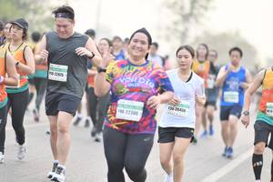 BIB: 22475, 20450, 22300
                            <button type="button" onclick="openModal(8619888)" class="btn btn-primary btn-sm float-right btn-popup" data-toggle="modal" data-target=".modal-high-quality">
                        <i class="fas fa-shopping-cart"></i> Add to Cart
                    </button>
                                            <button type="button" onclick="isThisMe(8619888, true)" class="btn btn-success btn-sm float-right btn-popup btn-isme hidden" data-toggle="tooltip" data-placement="bottom" title="นี่คือรูปของคุณใช่ไหม คลิกที่นี่เพื่อเอาเข้าอัลบั้ม">
                        <i class="fas fa-plus"></i> Add to album
                    </button>
                    <button type="button" onclick="isThisMe(8619888, false)" class="btn btn-warning btn-sm float-right btn-popup btn-isnotme hidden">
                        <i class="fas fa-ban"></i> Remove from album
                    </button>