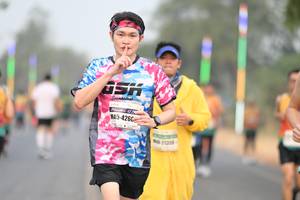 BIB: 426, 213
                            <button type="button" onclick="openModal(8687356)" class="btn btn-primary btn-sm float-right btn-popup" data-toggle="modal" data-target=".modal-high-quality">
                        <i class="fas fa-shopping-cart"></i> Add to Cart
                    </button>
                                            <button type="button" onclick="isThisMe(8687356, true)" class="btn btn-success btn-sm float-right btn-popup btn-isme hidden" data-toggle="tooltip" data-placement="bottom" title="นี่คือรูปของคุณใช่ไหม คลิกที่นี่เพื่อเอาเข้าอัลบั้ม">
                        <i class="fas fa-plus"></i> Add to album
                    </button>
                    <button type="button" onclick="isThisMe(8687356, false)" class="btn btn-warning btn-sm float-right btn-popup btn-isnotme hidden">
                        <i class="fas fa-ban"></i> Remove from album
                    </button>