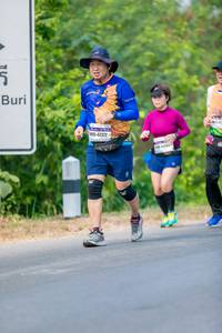 BIB: 42372
                            <button type="button" onclick="openModal(9596102)" class="btn btn-primary btn-sm float-right btn-popup" data-toggle="modal" data-target=".modal-high-quality">
                        <i class="fas fa-shopping-cart"></i> Add to Cart
                    </button>
                                            <button type="button" onclick="isThisMe(9596102, true)" class="btn btn-success btn-sm float-right btn-popup btn-isme hidden" data-toggle="tooltip" data-placement="bottom" title="นี่คือรูปของคุณใช่ไหม คลิกที่นี่เพื่อเอาเข้าอัลบั้ม">
                        <i class="fas fa-plus"></i> Add to album
                    </button>
                    <button type="button" onclick="isThisMe(9596102, false)" class="btn btn-warning btn-sm float-right btn-popup btn-isnotme hidden">
                        <i class="fas fa-ban"></i> Remove from album
                    </button>