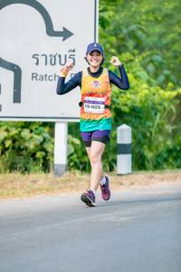 BIB: 40375
                            <button type="button" onclick="openModal(9606368)" class="btn btn-primary btn-sm float-right btn-popup" data-toggle="modal" data-target=".modal-high-quality">
                        <i class="fas fa-shopping-cart"></i> Add to Cart
                    </button>
                                            <button type="button" onclick="isThisMe(9606368, true)" class="btn btn-success btn-sm float-right btn-popup btn-isme hidden" data-toggle="tooltip" data-placement="bottom" title="นี่คือรูปของคุณใช่ไหม คลิกที่นี่เพื่อเอาเข้าอัลบั้ม">
                        <i class="fas fa-plus"></i> Add to album
                    </button>
                    <button type="button" onclick="isThisMe(9606368, false)" class="btn btn-warning btn-sm float-right btn-popup btn-isnotme hidden">
                        <i class="fas fa-ban"></i> Remove from album
                    </button>