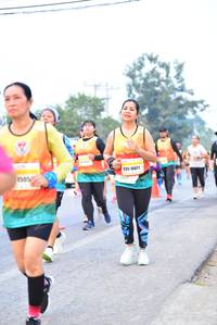 BIB: 1505, 1681
                            <button type="button" onclick="openModal(10238272)" class="btn btn-primary btn-sm float-right btn-popup" data-toggle="modal" data-target=".modal-high-quality">
                        <i class="fas fa-shopping-cart"></i> Add to Cart
                    </button>
                                            <button type="button" onclick="isThisMe(10238272, true)" class="btn btn-success btn-sm float-right btn-popup btn-isme hidden" data-toggle="tooltip" data-placement="bottom" title="นี่คือรูปของคุณใช่ไหม คลิกที่นี่เพื่อเอาเข้าอัลบั้ม">
                        <i class="fas fa-plus"></i> Add to album
                    </button>
                    <button type="button" onclick="isThisMe(10238272, false)" class="btn btn-warning btn-sm float-right btn-popup btn-isnotme hidden">
                        <i class="fas fa-ban"></i> Remove from album
                    </button>