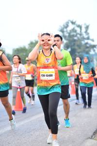 BIB: 15400
                            <button type="button" onclick="openModal(10237038)" class="btn btn-primary btn-sm float-right btn-popup" data-toggle="modal" data-target=".modal-high-quality">
                        <i class="fas fa-shopping-cart"></i> Add to Cart
                    </button>
                                            <button type="button" onclick="isThisMe(10237038, true)" class="btn btn-success btn-sm float-right btn-popup btn-isme hidden" data-toggle="tooltip" data-placement="bottom" title="นี่คือรูปของคุณใช่ไหม คลิกที่นี่เพื่อเอาเข้าอัลบั้ม">
                        <i class="fas fa-plus"></i> Add to album
                    </button>
                    <button type="button" onclick="isThisMe(10237038, false)" class="btn btn-warning btn-sm float-right btn-popup btn-isnotme hidden">
                        <i class="fas fa-ban"></i> Remove from album
                    </button>