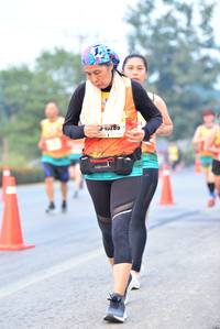 BIB: 289
                            <button type="button" onclick="openModal(10240205)" class="btn btn-primary btn-sm float-right btn-popup" data-toggle="modal" data-target=".modal-high-quality">
                        <i class="fas fa-shopping-cart"></i> Add to Cart
                    </button>
                                            <button type="button" onclick="isThisMe(10240205, true)" class="btn btn-success btn-sm float-right btn-popup btn-isme hidden" data-toggle="tooltip" data-placement="bottom" title="นี่คือรูปของคุณใช่ไหม คลิกที่นี่เพื่อเอาเข้าอัลบั้ม">
                        <i class="fas fa-plus"></i> Add to album
                    </button>
                    <button type="button" onclick="isThisMe(10240205, false)" class="btn btn-warning btn-sm float-right btn-popup btn-isnotme hidden">
                        <i class="fas fa-ban"></i> Remove from album
                    </button>