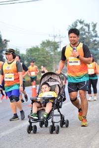 BIB: 17155, 11607, 16918
                            <button type="button" onclick="openModal(10367679)" class="btn btn-primary btn-sm float-right btn-popup" data-toggle="modal" data-target=".modal-high-quality">
                        <i class="fas fa-shopping-cart"></i> Add to Cart
                    </button>
                                            <button type="button" onclick="isThisMe(10367679, true)" class="btn btn-success btn-sm float-right btn-popup btn-isme hidden" data-toggle="tooltip" data-placement="bottom" title="นี่คือรูปของคุณใช่ไหม คลิกที่นี่เพื่อเอาเข้าอัลบั้ม">
                        <i class="fas fa-plus"></i> Add to album
                    </button>
                    <button type="button" onclick="isThisMe(10367679, false)" class="btn btn-warning btn-sm float-right btn-popup btn-isnotme hidden">
                        <i class="fas fa-ban"></i> Remove from album
                    </button>