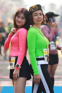 BIB: 1055
                            <button type="button" onclick="openModal(8852928)" class="btn btn-primary btn-sm float-right btn-popup" data-toggle="modal" data-target=".modal-high-quality">
                        <i class="fas fa-shopping-cart"></i> Add to Cart
                    </button>
                                            <button type="button" onclick="isThisMe(8852928, true)" class="btn btn-success btn-sm float-right btn-popup btn-isme hidden" data-toggle="tooltip" data-placement="bottom" title="นี่คือรูปของคุณใช่ไหม คลิกที่นี่เพื่อเอาเข้าอัลบั้ม">
                        <i class="fas fa-plus"></i> Add to album
                    </button>
                    <button type="button" onclick="isThisMe(8852928, false)" class="btn btn-warning btn-sm float-right btn-popup btn-isnotme hidden">
                        <i class="fas fa-ban"></i> Remove from album
                    </button>