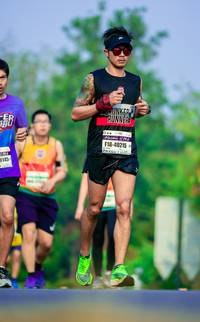 BIB: 40215, 8145
                            <button type="button" onclick="openModal(10194297)" class="btn btn-primary btn-sm float-right btn-popup" data-toggle="modal" data-target=".modal-high-quality">
                        <i class="fas fa-shopping-cart"></i> Add to Cart
                    </button>
                                            <button type="button" onclick="isThisMe(10194297, true)" class="btn btn-success btn-sm float-right btn-popup btn-isme hidden" data-toggle="tooltip" data-placement="bottom" title="นี่คือรูปของคุณใช่ไหม คลิกที่นี่เพื่อเอาเข้าอัลบั้ม">
                        <i class="fas fa-plus"></i> Add to album
                    </button>
                    <button type="button" onclick="isThisMe(10194297, false)" class="btn btn-warning btn-sm float-right btn-popup btn-isnotme hidden">
                        <i class="fas fa-ban"></i> Remove from album
                    </button>