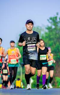 BIB: 40772
                            <button type="button" onclick="openModal(10104375)" class="btn btn-primary btn-sm float-right btn-popup" data-toggle="modal" data-target=".modal-high-quality">
                        <i class="fas fa-shopping-cart"></i> Add to Cart
                    </button>
                                            <button type="button" onclick="isThisMe(10104375, true)" class="btn btn-success btn-sm float-right btn-popup btn-isme hidden" data-toggle="tooltip" data-placement="bottom" title="นี่คือรูปของคุณใช่ไหม คลิกที่นี่เพื่อเอาเข้าอัลบั้ม">
                        <i class="fas fa-plus"></i> Add to album
                    </button>
                    <button type="button" onclick="isThisMe(10104375, false)" class="btn btn-warning btn-sm float-right btn-popup btn-isnotme hidden">
                        <i class="fas fa-ban"></i> Remove from album
                    </button>