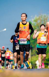 BIB: 41018
                            <button type="button" onclick="openModal(10424559)" class="btn btn-primary btn-sm float-right btn-popup" data-toggle="modal" data-target=".modal-high-quality">
                        <i class="fas fa-shopping-cart"></i> Add to Cart
                    </button>
                                            <button type="button" onclick="isThisMe(10424559, true)" class="btn btn-success btn-sm float-right btn-popup btn-isme hidden" data-toggle="tooltip" data-placement="bottom" title="นี่คือรูปของคุณใช่ไหม คลิกที่นี่เพื่อเอาเข้าอัลบั้ม">
                        <i class="fas fa-plus"></i> Add to album
                    </button>
                    <button type="button" onclick="isThisMe(10424559, false)" class="btn btn-warning btn-sm float-right btn-popup btn-isnotme hidden">
                        <i class="fas fa-ban"></i> Remove from album
                    </button>